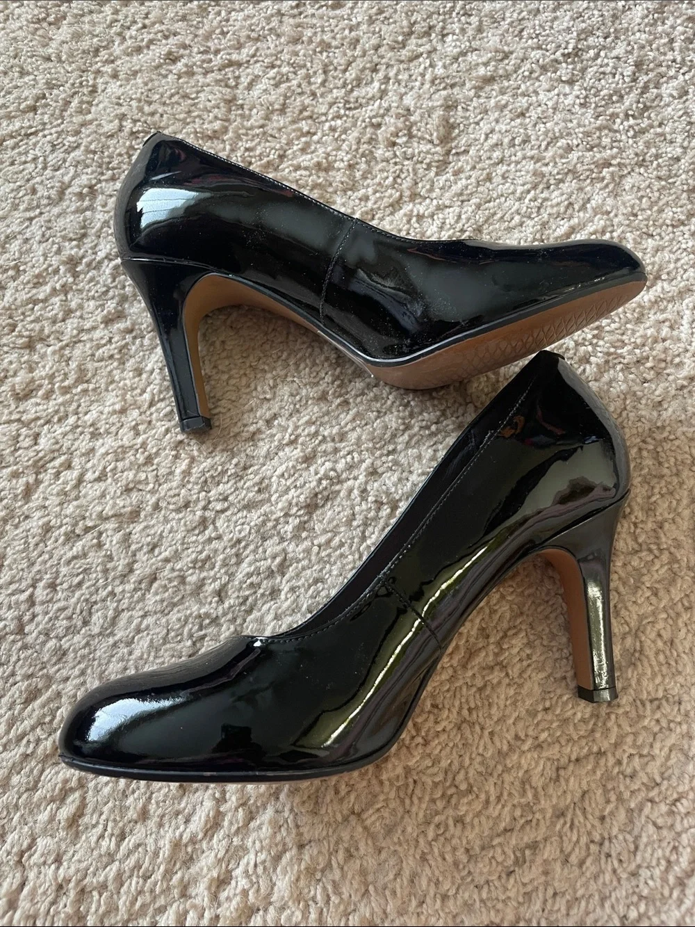 Clarks Black Patent Leather Mid Heel Pumps